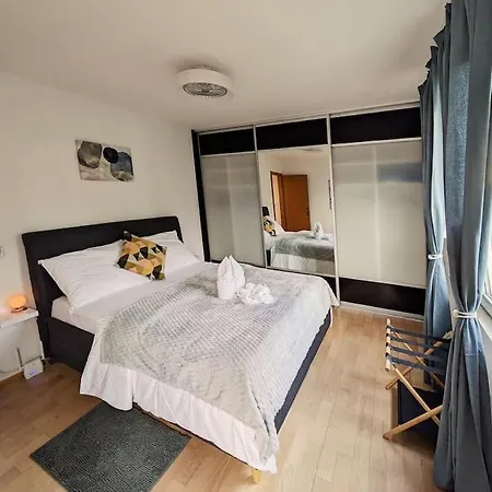 Seaside Bliss In * Σπλιτ